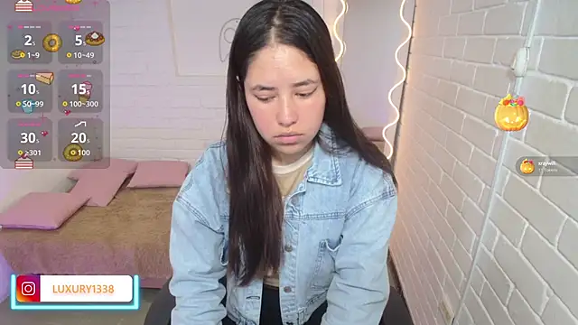 Luaxury tay online show from 10.18.25