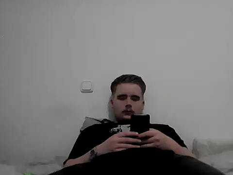 Snapshot of Torben69xxx chatting on 10.23.25 Torben69xxx online show from 10.23.25