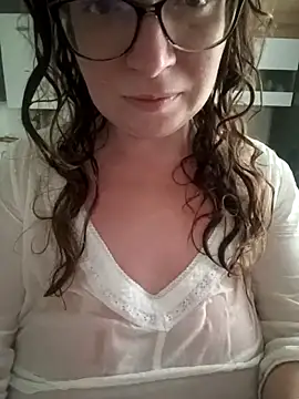 Snapshot of PerpetuaAnastagi chatting on 09.13.25 PerpetuaAnastagi online show from 09.13.25