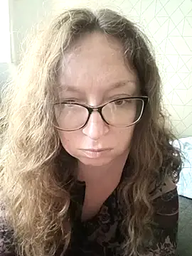 Snapshot of PerpetuaAnastagi chatting on 09.28.25 PerpetuaAnastagi online show from 09.28.25