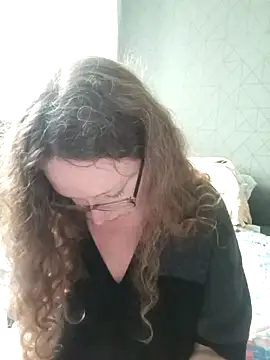 Snapshot of PerpetuaAnastagi chatting on 10.16.25 PerpetuaAnastagi online show from 10.16.25