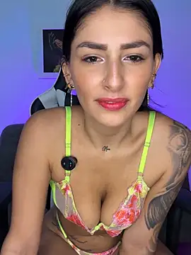 Snapshot of SOY_NOOA chatting on 09.09.25 SOY NOOA online show from 09.09.25