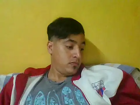 Snapshot of RVJM chatting on 11.04.25 RVJM online show from 11.04.25