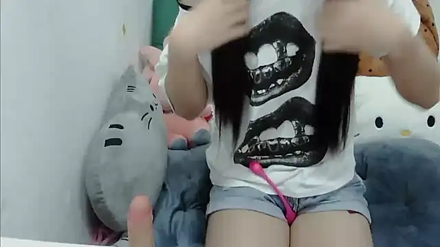 Snapshot of BabyPanda33 chatting on 11.18.25 BabyPanda33 online show from 11.18.25