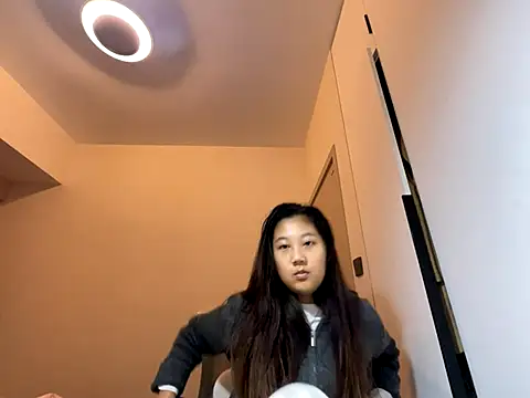 Snapshot of xena0501 chatting on 10.26.25 xena0501 online show from 10.26.25