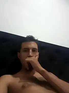 Snapshot of _Fire_boy1 chatting on 10.06.25 Fire boy1 online show from 10.06.25