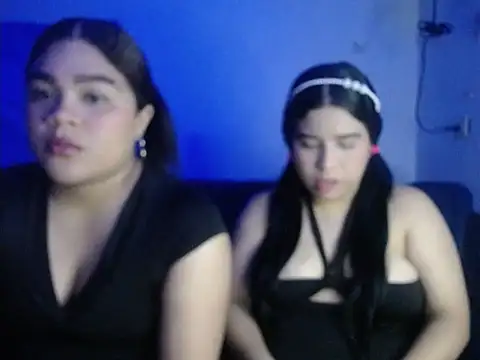 Snapshot of Alejandrahot65 chatting on 11.15.25 Alejandrahot65 online show from 11.15.25