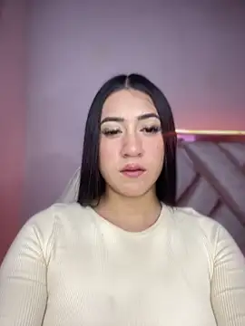 Snapshot of isabela_l chatting on 09.13.25 isabela l online show from 09.13.25