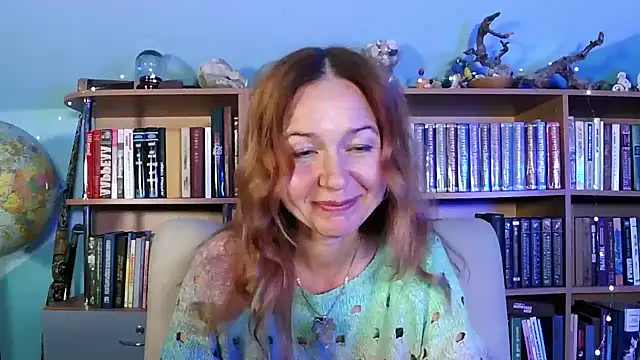 Snapshot of Foxilady357 chatting on 10.15.25 Foxilady357 online show from 10.15.25