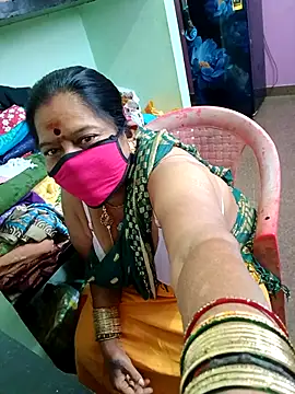 Snapshot of amuthasree chatting on 09.13.25 amuthasree online show from 09.13.25