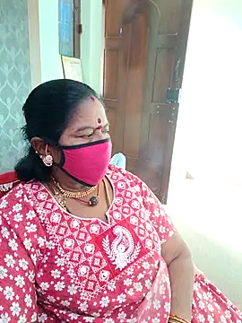 Snapshot of amuthasree chatting on 09.16.25 amuthasree online show from 09.16.25