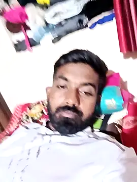 Snapshot of Ankisabki chatting on 10.27.25 Ankisabki online show from 10.27.25