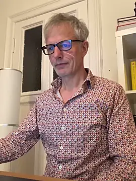 Snapshot of SexyLeon8 chatting on 02.27.25 SexyLeon8 online show from 02.27.25