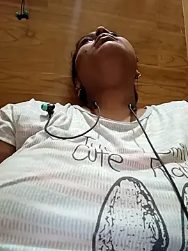 Snapshot of Cute_Amiya chatting on 09.15.25 Cute Amiya online show from 09.15.25