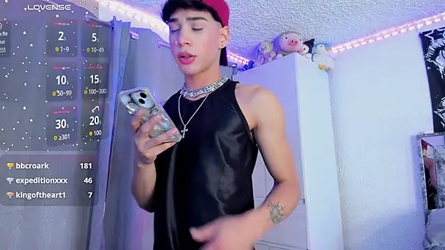 Snapshot of Dark_Boy26 chatting on 09.14.25 Dark Boy26 online show from 09.14.25