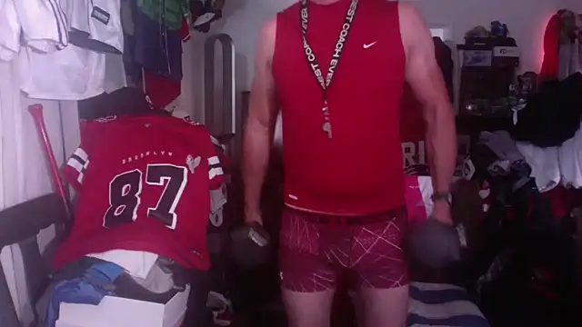 Snapshot of DILFJockDad87 chatting on 10.05.25 DILFJockDad87 online show from 10.05.25