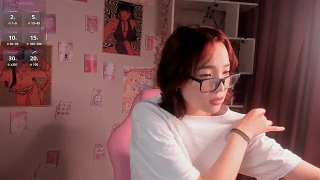 Snapshot of OdetteBiddy chatting on 09.11.25 OdetteBiddy online show from 09.11.25