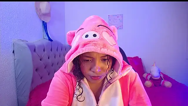 Snapshot of warisg__ chatting on 09.11.25 warisg online show from 09.11.25