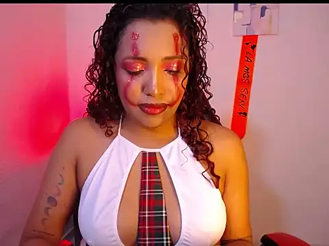 Snapshot of warisg__ chatting on 10.07.25 warisg online show from 10.07.25