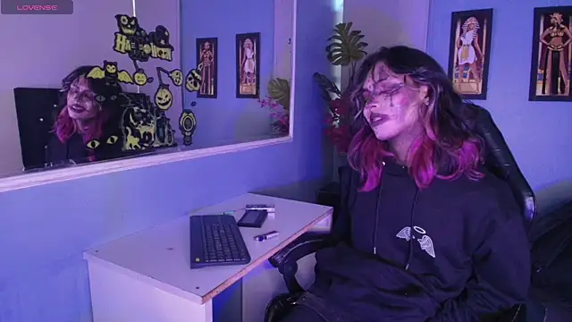 Snapshot of dandii_69 chatting on 10.02.25 dandii 69 online show from 10.02.25