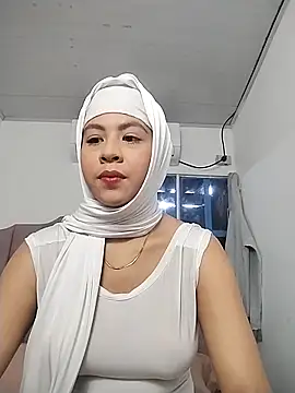 Snapshot of cala_borhan chatting on 10.12.25 cala borhan online show from 10.12.25