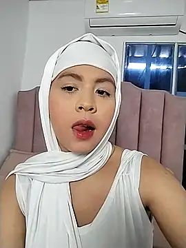 Snapshot of cala_borhan chatting on 10.16.25 cala borhan online show from 10.16.25