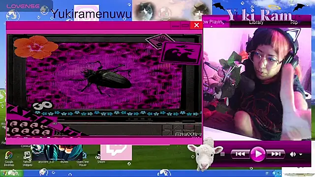 Snapshot of YukiRam chatting on 11.11.25 YukiRam online show from 11.11.25