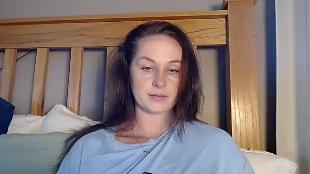 Snapshot of Blueeyedzaya_ chatting on 10.15.25 Blueeyedzaya online show from 10.15.25