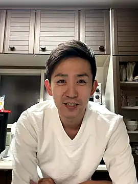 Snapshot of yuma0815 chatting on 10.04.25 yuma0815 online show from 10.04.25