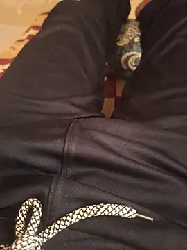 Snapshot of silvaa89 chatting on 11.16.25 silvaa89 online show from 11.16.25