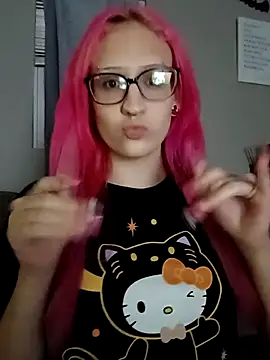 Snapshot of spoiledprincess4 chatting on 10.20.25 spoiledprincess4 online show from 10.20.25