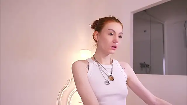 Snapshot of _arigins_ chatting on 10.20.25  arigins  online show from 10.20.25