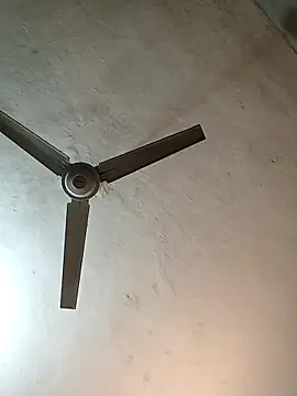 Snapshot of crees99 chatting on 10.11.25 crees99 online show from 10.11.25