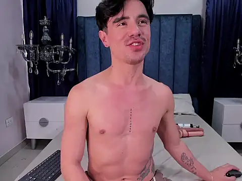 BryCams3 online show from 10.22.25