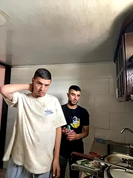 Snapshot of Maiki_Foxx chatting on 10.25.25 Maiki Foxx online show from 10.25.25