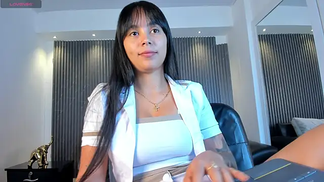 Snapshot of freyja_sweet_ chatting on 10.30.25 freyja sweet  online show from 10.30.25