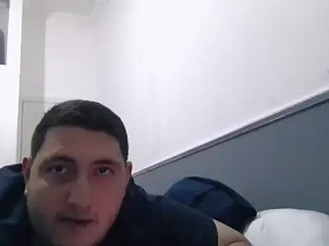 Snapshot of fanalistfinan chatting on 10.11.25 fanalistfinan online show from 10.11.25