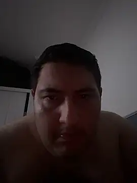 Snapshot of fanalistfinan chatting on 11.12.25 fanalistfinan online show from 11.12.25