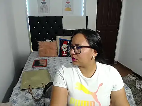 Snapshot of maria_sexx96 chatting on 09.10.25 maria sexx96 online show from 09.10.25