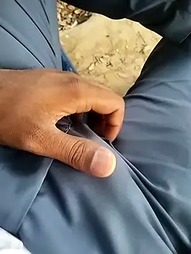 Snapshot of Dickdelhi chatting on 10.14.25 Dickdelhi online show from 10.14.25