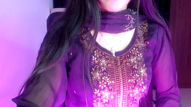 Snapshot of Mini_Meera chatting on 11.01.25 Mini Meera online show from 11.01.25