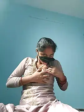 Snapshot of tight_pussy57 chatting on 11.13.25 tight pussy57 online show from 11.13.25