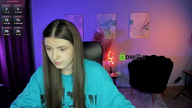 Snapshot of lissa_night chatting on 11.08.25 lissa night online show from 11.08.25