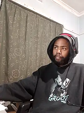 Snapshot of GhostYangempela chatting on 09.22.25 GhostYangempela online show from 09.22.25