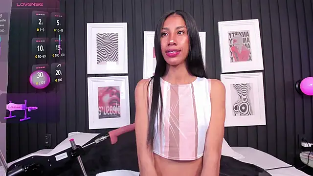 chiara evanns online show from 10.07.25