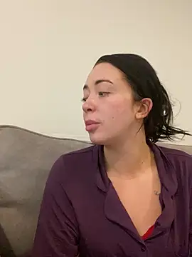 Snapshot of ItsCOCOx chatting on 09.26.25 ItsCOCOx online show from 09.26.25