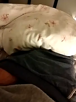 Snapshot of Giacomo-1990 chatting on 10.19.25 Giacomo-1990 online show from 10.19.25