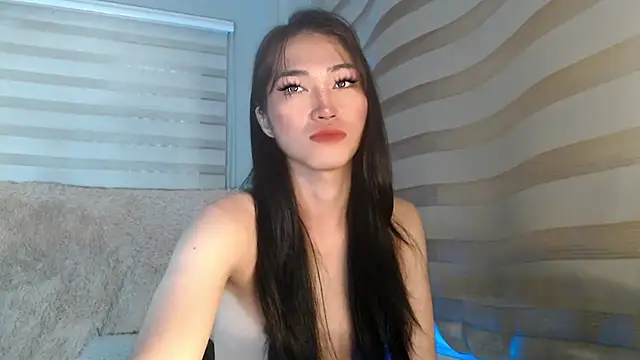 Snapshot of lovelychanel69xx chatting on 10.03.25 lovelychanel69xx online show from 10.03.25