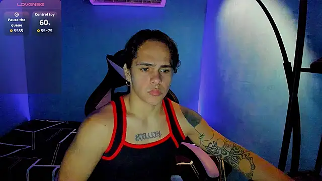 Snapshot of Maximiliano_scoott__ chatting on 09.27.25 Maximiliano scoott online show from 09.27.25