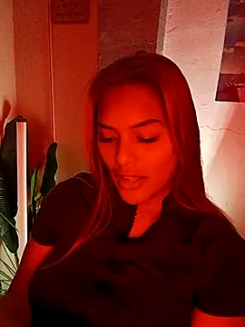 Snapshot of Wena_Larson88 chatting on 09.16.25 Wena Larson88 online show from 09.16.25